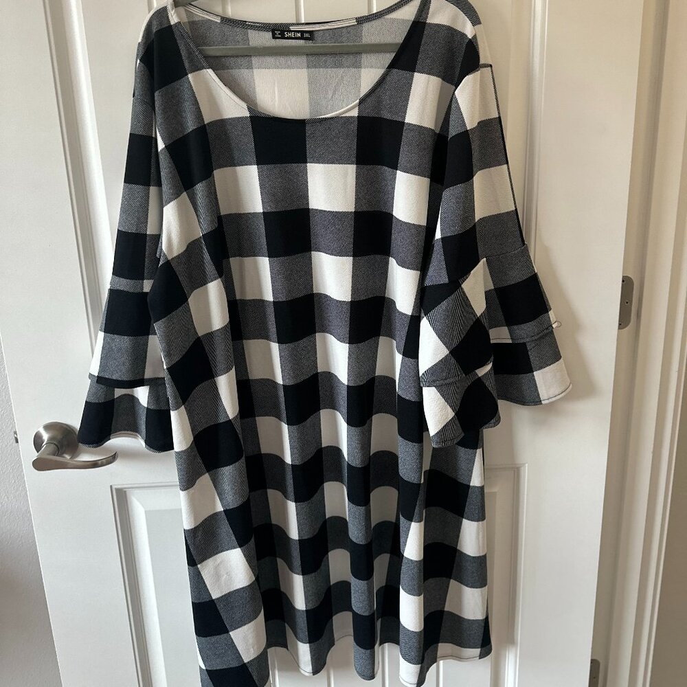 Black & White Retro Mod Dress